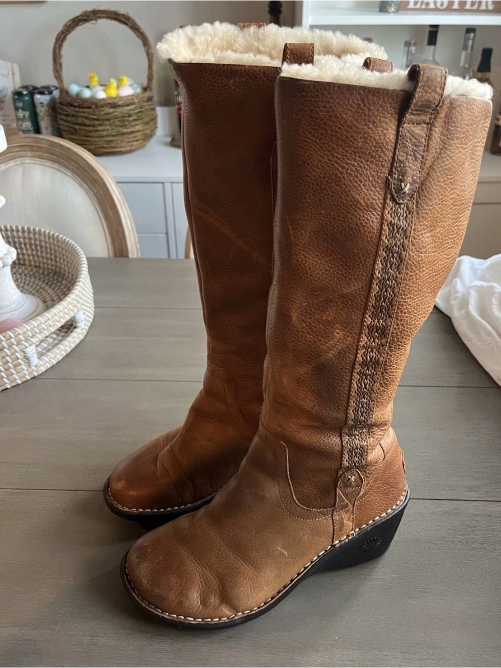UGG Wedge Tall Leather Boots Zip Size 8